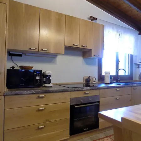 בית נופש Freesia House